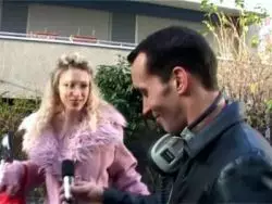MILF in heiße Dessous hat pralle Hupen